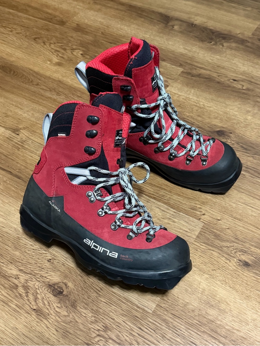 Alpina Men's Red Backcountry Hiking Boots size 9